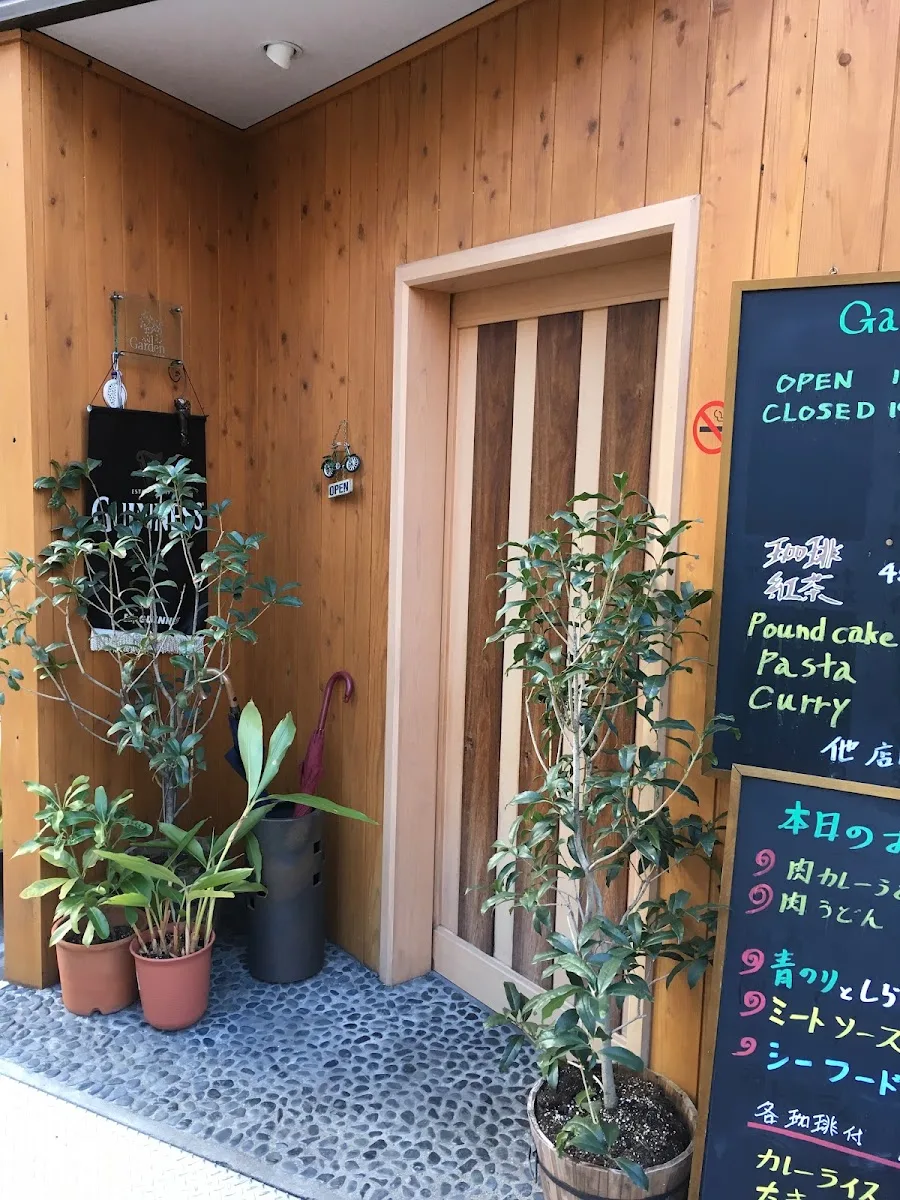Garden Cafe&LIVE · 4